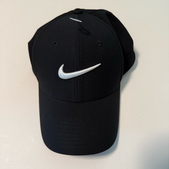 Nike Black and White Hat with Iconic Swoosh - Picture 2 of 9